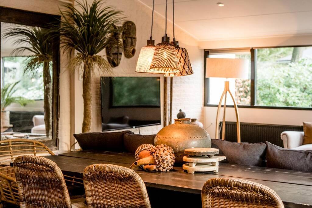 Boutique Bungalow 2 Met Sauna, Hottub En Boskas Rheezerveen Buitenkant foto