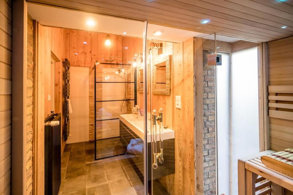 Boutique Bungalow 2 Met Sauna, Hottub En Boskas Rheezerveen Buitenkant foto